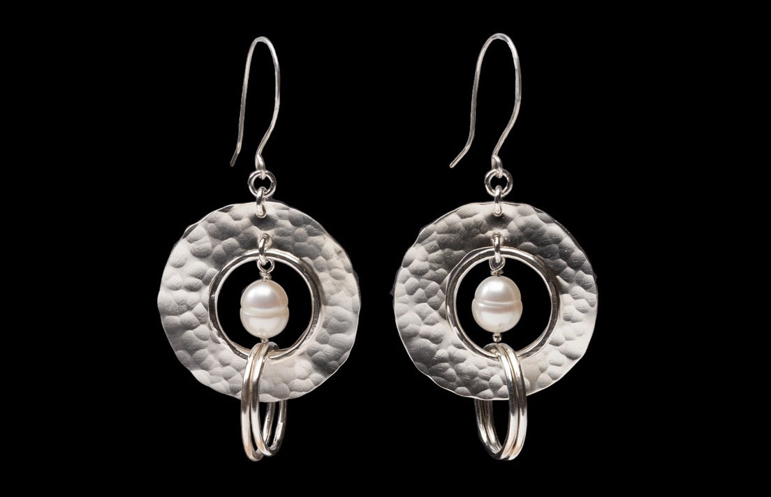The Suzanne Disc & Pearl Earrings - Luminosity Signature
