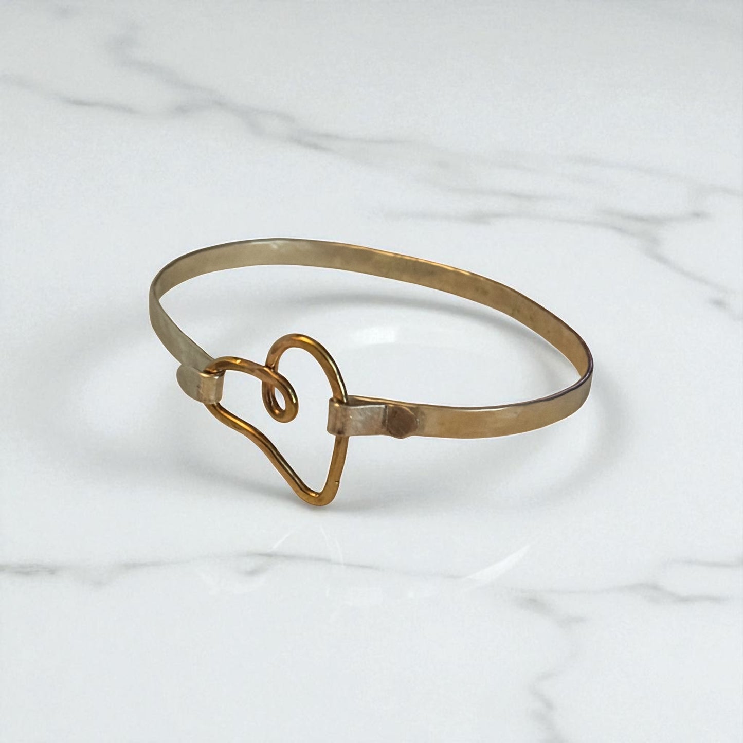 Love in friendship gold/silver heart clip bracelet